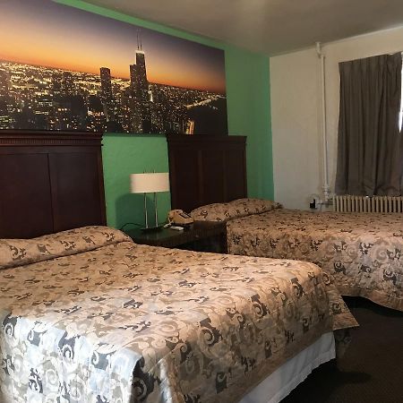 Fiesta Motel Pontiac ภายนอก รูปภาพ