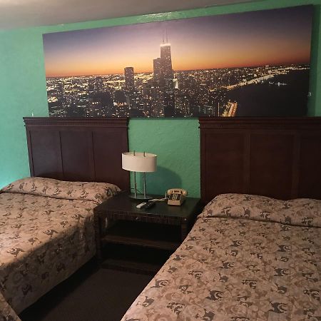 Fiesta Motel Pontiac ภายนอก รูปภาพ