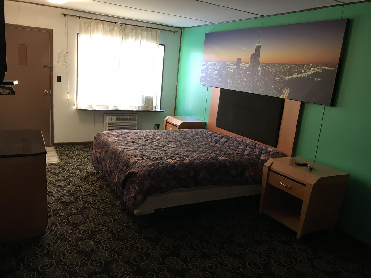 Fiesta Motel Pontiac ภายนอก รูปภาพ